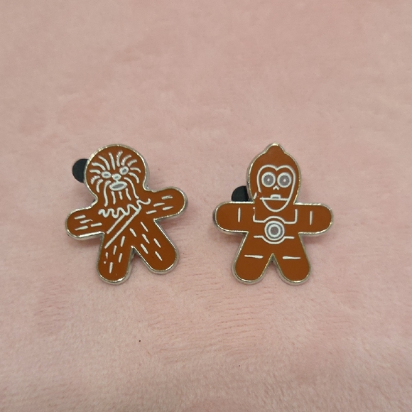 Accessories - Starwars Set Of Disnwy Pins